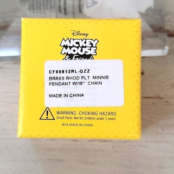 NIB DISNEY MINNIE MOUSE CHARM NECKLACE - Picture 3 of 5